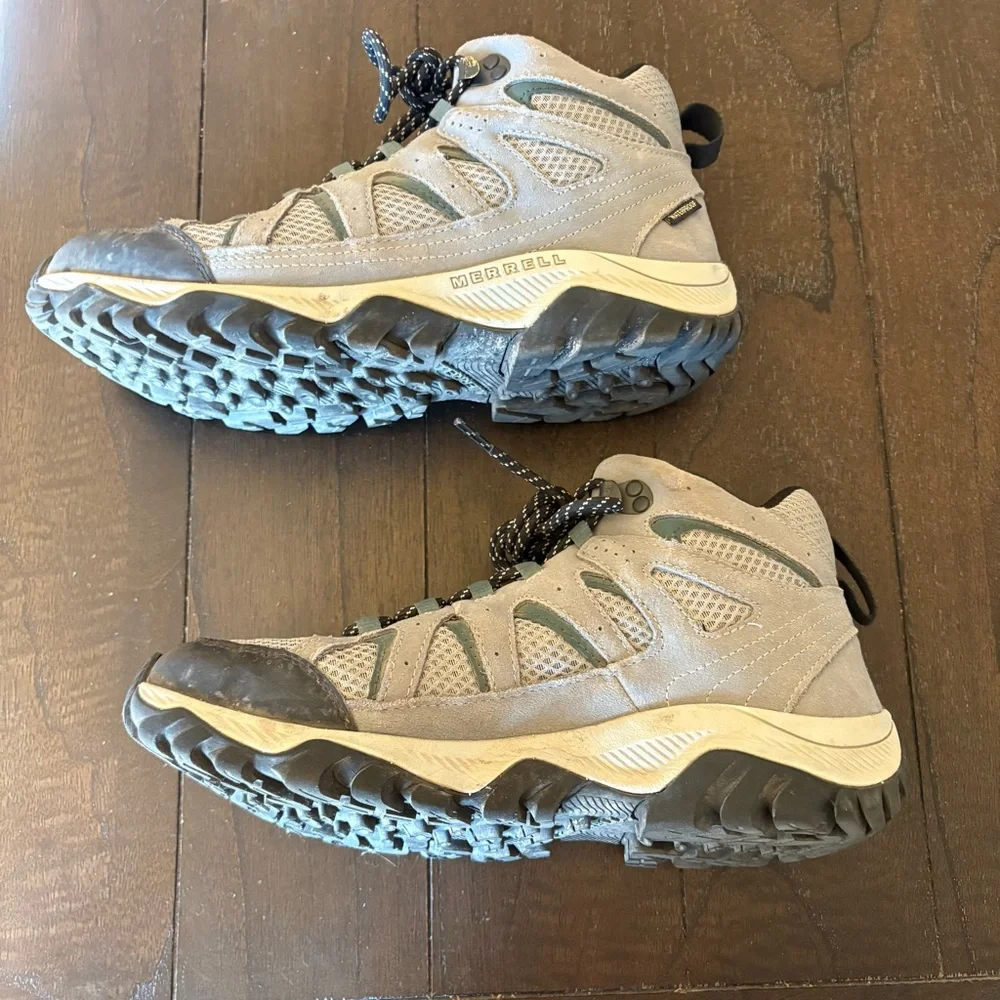 Merrell‎ Oakcreek Mid Waterproof Hiking Boots Outdoor Granola Men’s Size 9.5